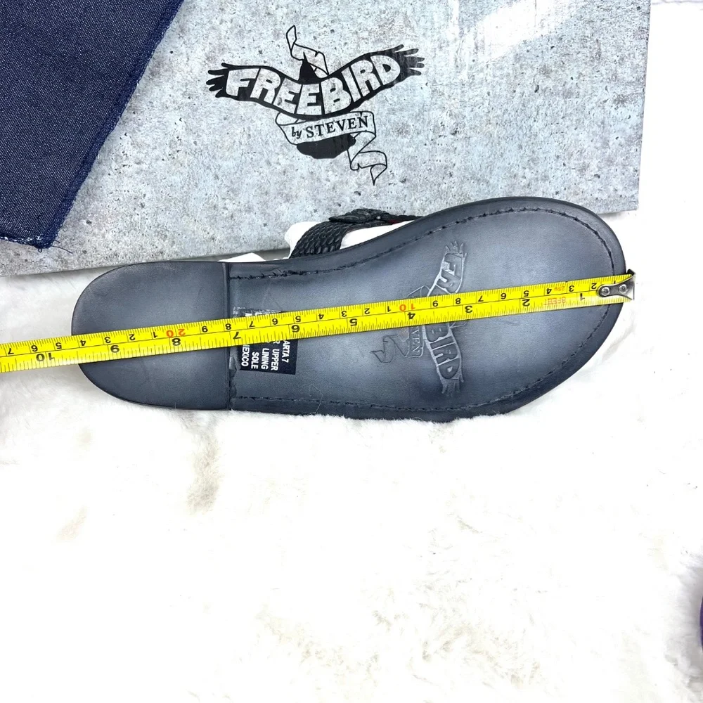 • NWT/NIB🤩 |•FREEBIRD🦅 BY STEVEN•| Vallarta Summer Flat Sandal Black Snake 7 - Picture 6 of 13